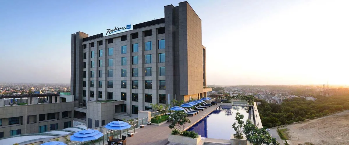 Radisson Blu Hotel Paschim Vihar Delhi Escorts